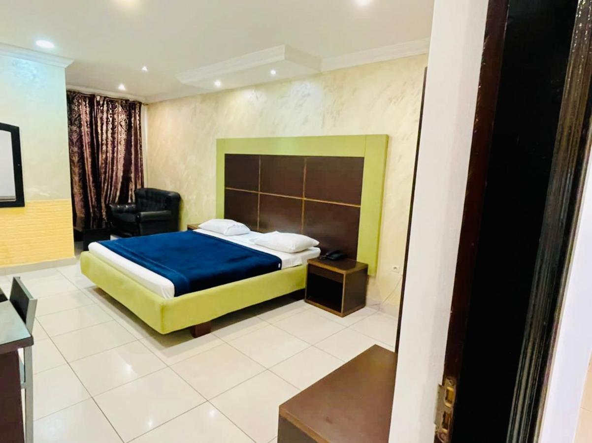 Class Hotel برازافيل المظهر الخارجي الصورة