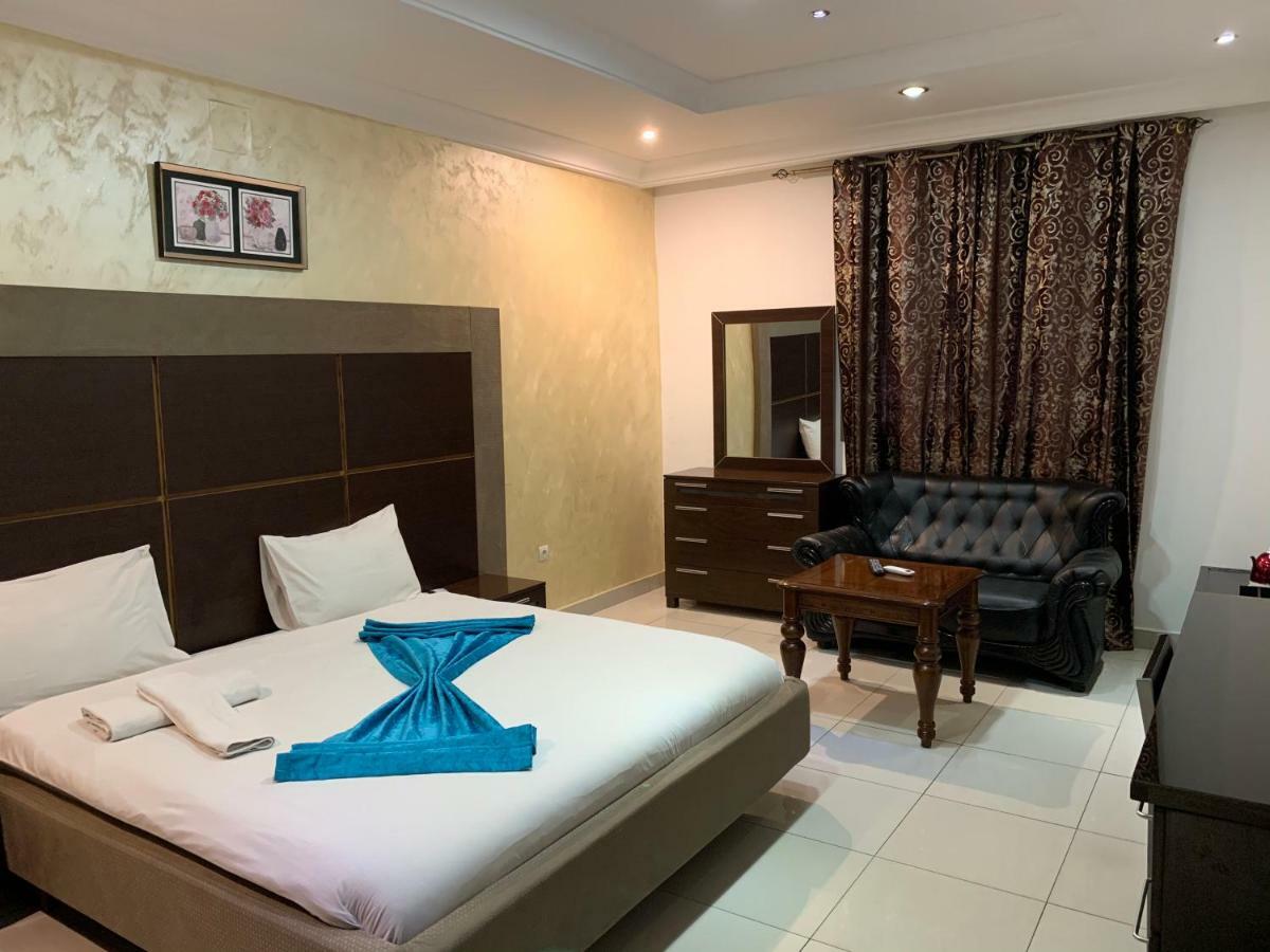Class Hotel برازافيل المظهر الخارجي الصورة