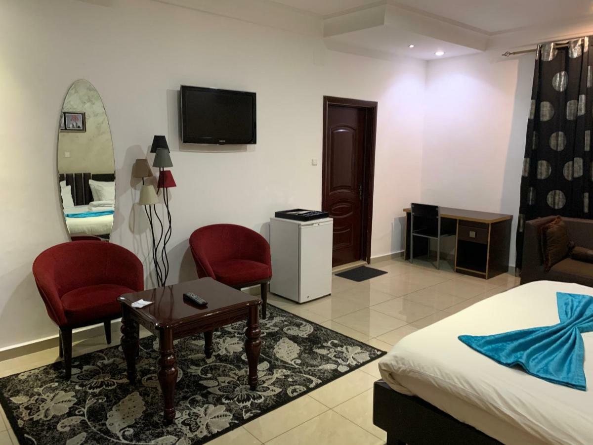 Class Hotel برازافيل المظهر الخارجي الصورة